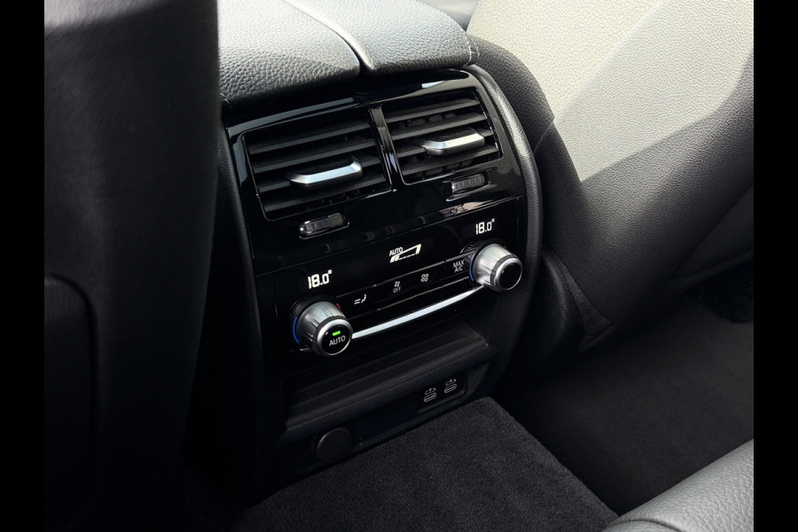 BMW 5 Serie Touring 530e xDrive | M-Sport | Pano | Trekhaak | Laser | Harman Kardon | Memory | Driving Ass. Pro | HUD | Keyless