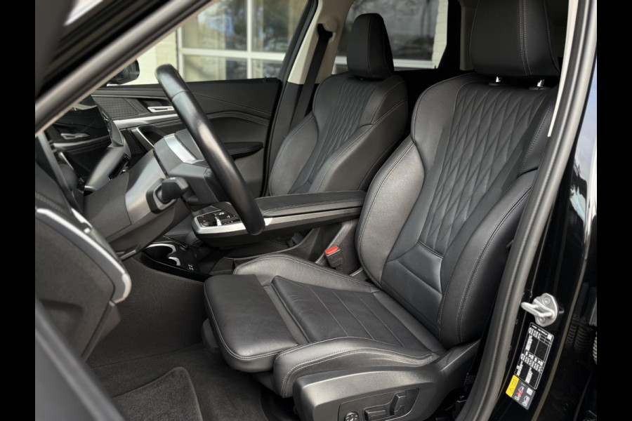 BMW X1 xDrive30e X LINE | DRIVING PROFF. | SPORTSTOELEN | LEDER | TREKHAAK | ELEKTR. STOELEN |