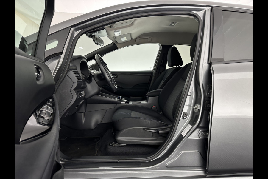Nissan Leaf N-Connecta 40 kWh {SOH-90%} Aut. *HEAT-PUMP | ADAPTIVE-CRUISE | NAVI-FULLMAP | TOPVIEW | KEYLESS | BLINDSPOT |  DIGI-COCKPIT | HEATED-COMFORTSEATS | DAB | PRIVACYGLASS | ECC | PDC | CARPLAY | 17"ALU*