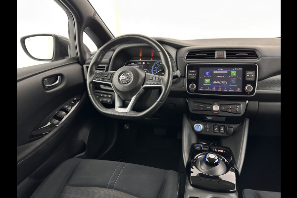 Nissan Leaf N-Connecta 40 kWh {SOH-90%} Aut. *HEAT-PUMP | ADAPTIVE-CRUISE | NAVI-FULLMAP | TOPVIEW | KEYLESS | BLINDSPOT |  DIGI-COCKPIT | HEATED-COMFORTSEATS | DAB | PRIVACYGLASS | ECC | PDC | CARPLAY | 17"ALU*