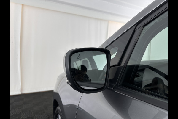 Nissan Leaf N-Connecta 40 kWh {SOH-90%} Aut. *HEAT-PUMP | ADAPTIVE-CRUISE | NAVI-FULLMAP | TOPVIEW | KEYLESS | BLINDSPOT |  DIGI-COCKPIT | HEATED-COMFORTSEATS | DAB | PRIVACYGLASS | ECC | PDC | CARPLAY | 17"ALU*