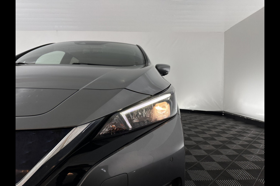 Nissan Leaf N-Connecta 40 kWh {SOH-90%} Aut. *HEAT-PUMP | ADAPTIVE-CRUISE | NAVI-FULLMAP | TOPVIEW | KEYLESS | BLINDSPOT |  DIGI-COCKPIT | HEATED-COMFORTSEATS | DAB | PRIVACYGLASS | ECC | PDC | CARPLAY | 17"ALU*