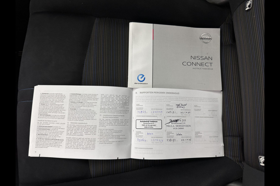 Nissan Leaf N-Connecta 40 kWh {SOH-90%} Aut. *HEAT-PUMP | ADAPTIVE-CRUISE | NAVI-FULLMAP | TOPVIEW | KEYLESS | BLINDSPOT |  DIGI-COCKPIT | HEATED-COMFORTSEATS | DAB | PRIVACYGLASS | ECC | PDC | CARPLAY | 17"ALU*