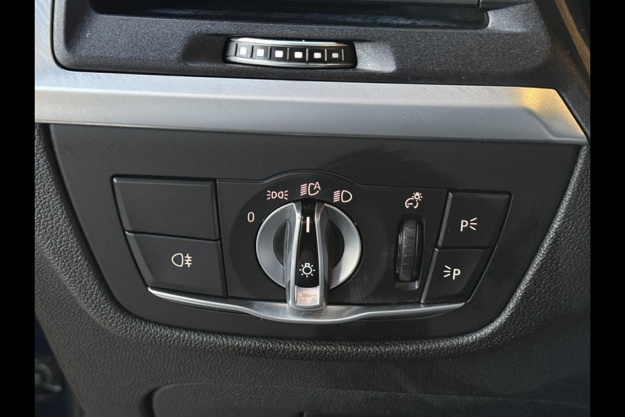 BMW X3 xDrive30e M SPORT | PANORAMA | TREKHAAK | HEAD UP | 21" LM VELGEN | SIDE ASSIST |