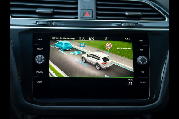 Volkswagen Tiguan 1.5 TSI R-Line Business+ | Keyless | Camera | Elk-A-klep | IQ light | Prijs Rijklaar!!