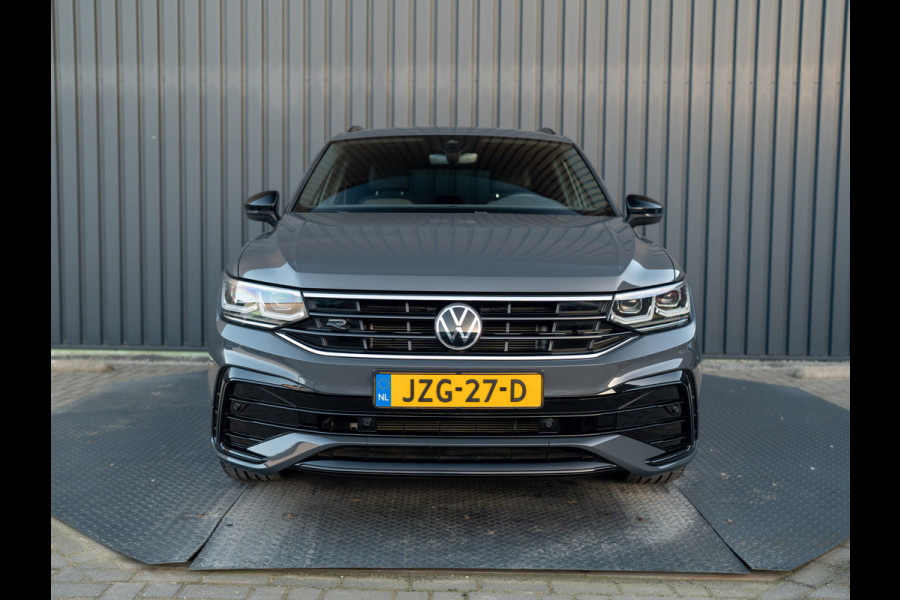 Volkswagen Tiguan 1.5 TSI R-Line Business+ | Keyless | Camera | Elk-A-klep | IQ light | Prijs Rijklaar!!