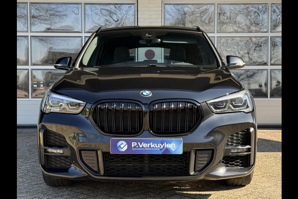 BMW X1 xDrive25e M SPORT | SPORTSTOELEN | TREKHAAK | STOELVERWARMING |