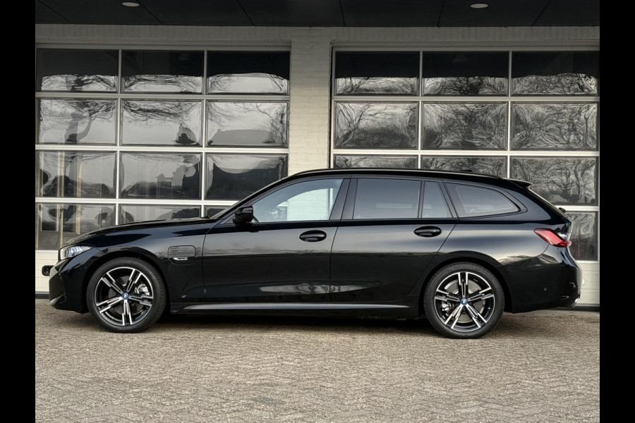 BMW 3 Serie Touring 330e M SPORT LCI | DRIVING PROFF. | TREKHAAK | CAMERA | LEDER |