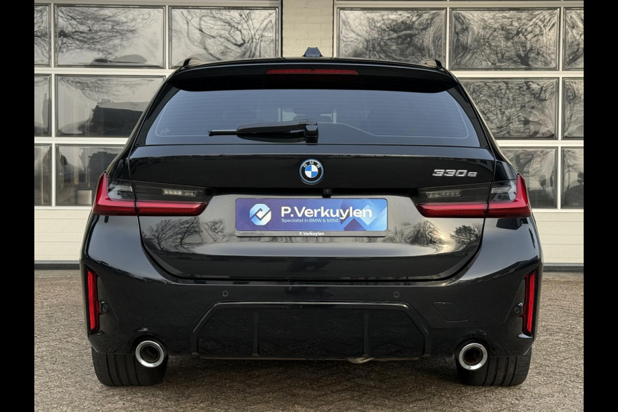 BMW 3 Serie Touring 330e M SPORT LCI | DRIVING PROFF. | TREKHAAK | CAMERA | LEDER |
