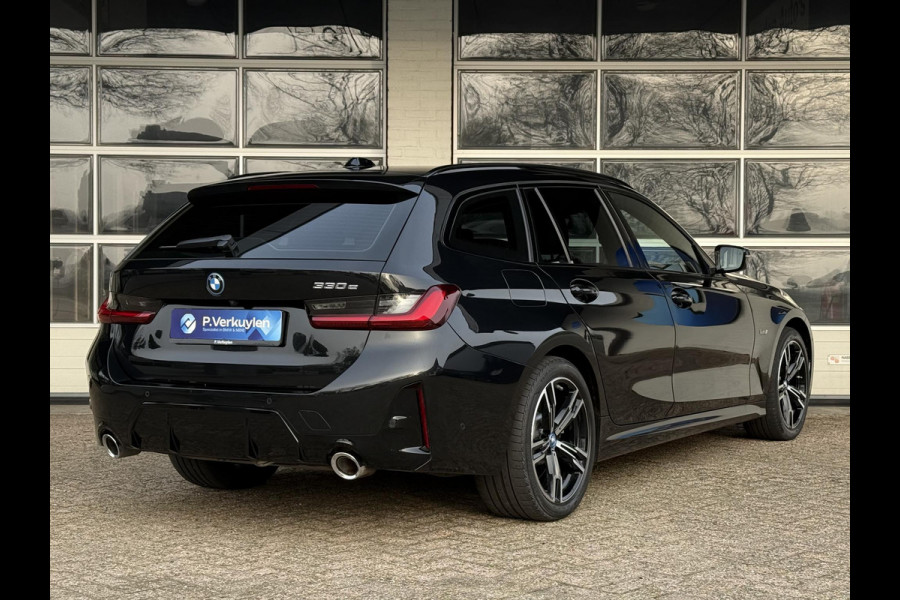 BMW 3 Serie Touring 330e M SPORT LCI | DRIVING PROFF. | TREKHAAK | CAMERA | LEDER |