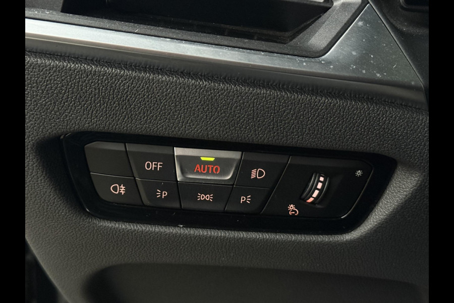 BMW 3 Serie Touring 330e M SPORT PRO LCI | M STOELEN | MEMORY SEATS | PANORAMA | 360 CAMERA | 19 INCH LM VELGEN |