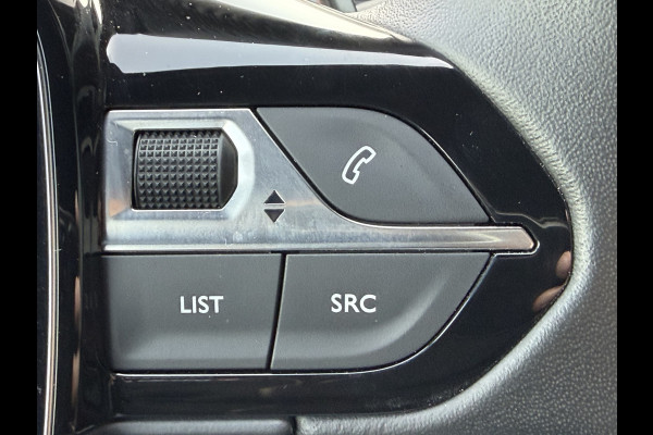 Peugeot 3008 225pk HYbrid Allure Pack (Camera - Keyless Entry - LED - 19"- Adaptieve Cruise Controle - Automatische Airco - Navigatie)