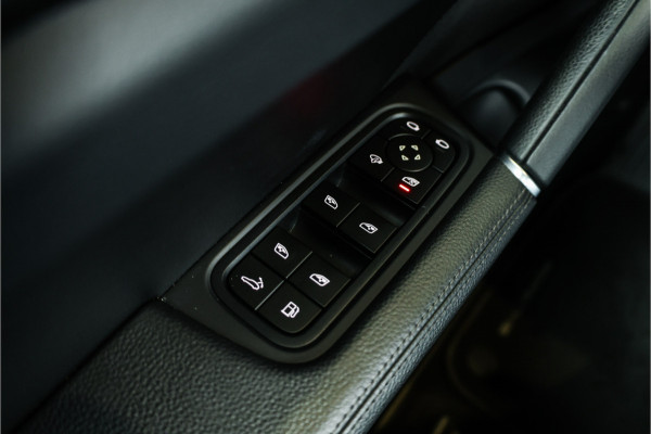 Porsche Cayenne Coupé 3.0 E-Hybrid - Sport Chrono + | Panorama | Stoelverwarming | Camera