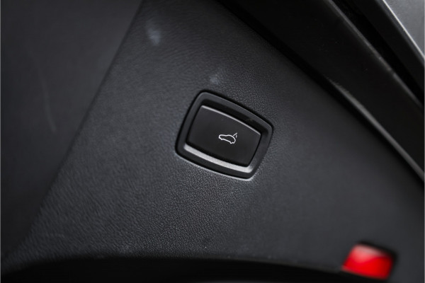 Porsche Cayenne Coupé 3.0 E-Hybrid - Sport Chrono + | Panorama | Stoelverwarming | Camera