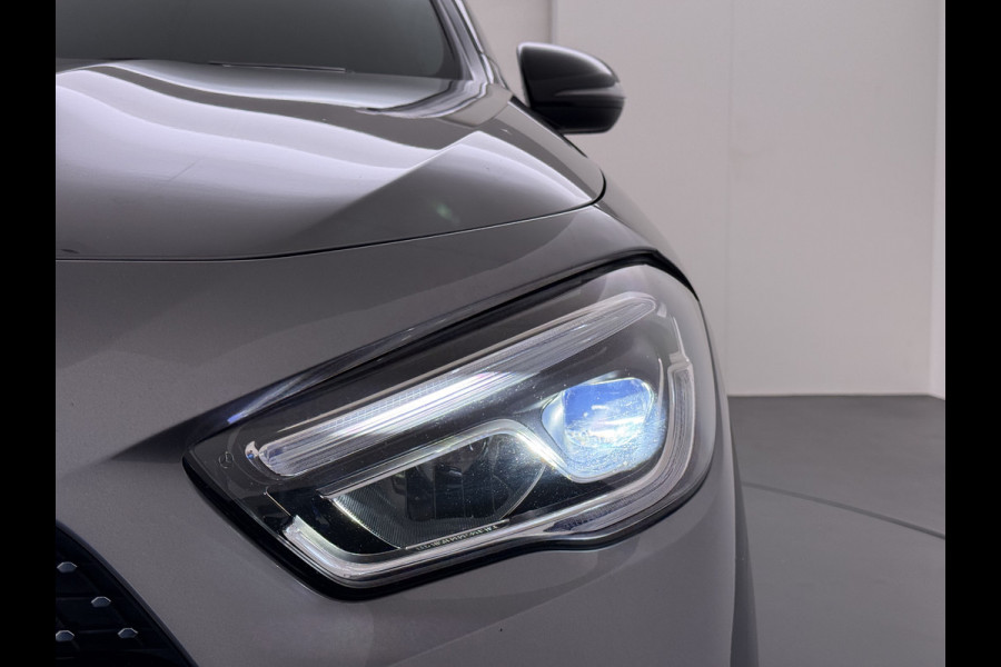 Mercedes-Benz GLA 180 AMG line | Night Sfeer Camera