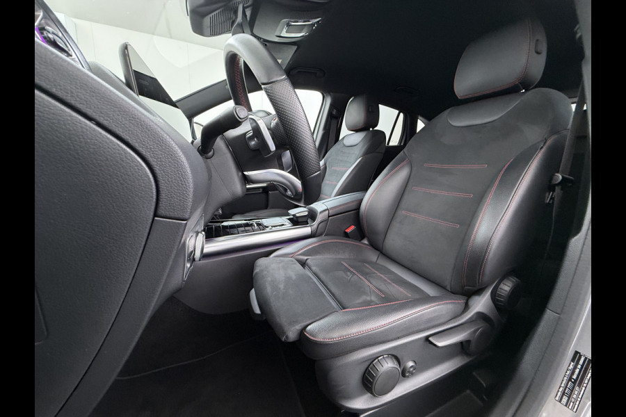 Mercedes-Benz GLA 180 AMG line | Night Sfeer Camera