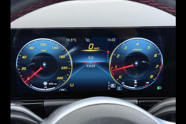 Mercedes-Benz GLA 180 AMG line | Night Sfeer Camera