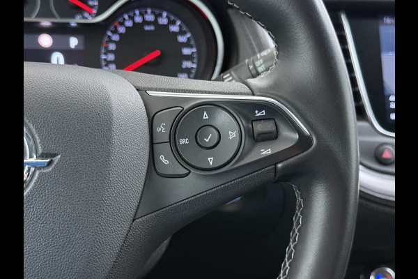 Opel Grandland X T 131PK AUT-8 Trekhaak Navi Camera Ecc Apple Carplay Android Auto Pdc Business Executive Elek.Achterklep Bi-Coulour AGR-Comfort Stoel Lane Assist Isofix Lmv Zwart Dak Keyless Origineel Nederlandse Auto