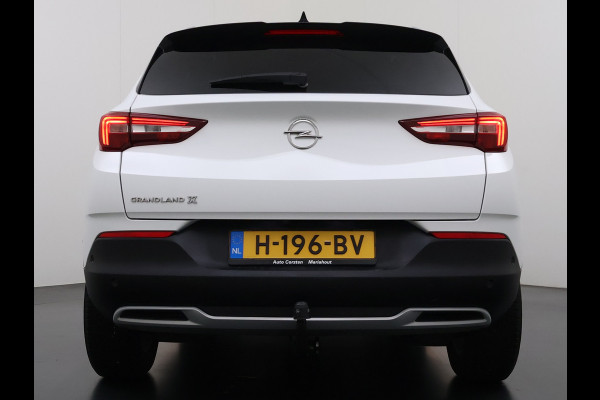 Opel Grandland X T 131PK AUT-8 Trekhaak Navi Camera Ecc Apple Carplay Android Auto Pdc Business Executive Elek.Achterklep Bi-Coulour AGR-Comfort Stoel Lane Assist Isofix Lmv Zwart Dak Keyless Origineel Nederlandse Auto