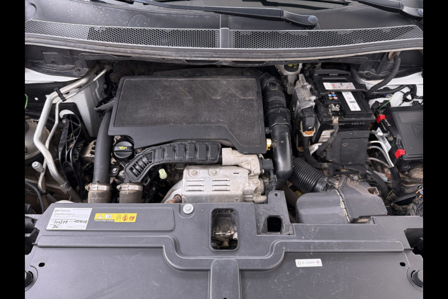 Opel Grandland X T 131PK AUT-8 Trekhaak Navi Camera Ecc Apple Carplay Android Auto Pdc Business Executive Elek.Achterklep Bi-Coulour AGR-Comfort Stoel Lane Assist Isofix Lmv Zwart Dak Keyless Origineel Nederlandse Auto