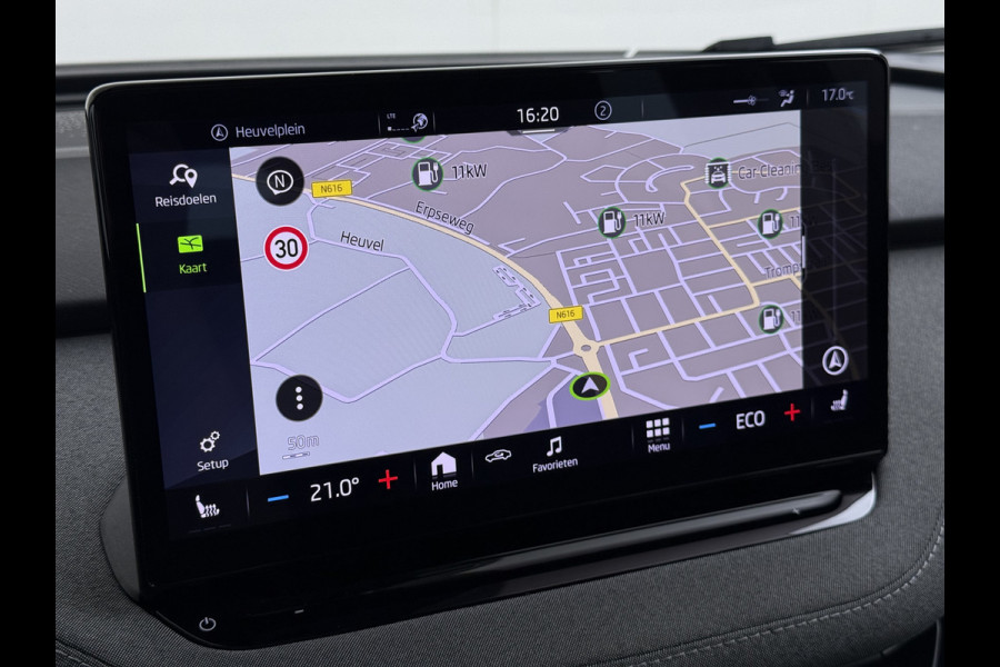 Škoda ENYAQ iV 80 Trekhaak Adap.Cruise 3 Fase Warmtepomp Camera Apple Carplay/Android Auto Navi Ecc Pdc Assistentie+Climate Pakket Led Lmv Stoel+Stuurverwarming Lane Assist File Assistent Bluetooth Isofix Keyless-go Connected services Dodehoek detector 1e Eigenaar Origineel Nederlandse Auto 1.000KG Trekgewicht