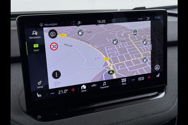 Škoda ENYAQ iV 80 Trekhaak Adap.Cruise 3 Fase Warmtepomp Camera Apple Carplay/Android Auto Navi Ecc Pdc Assistentie+Climate Pakket Led Lmv Stoel+Stuurverwarming Lane Assist File Assistent Bluetooth Isofix Keyless-go Connected services Dodehoek detector 1e Eigenaar Origineel Nederlandse Auto 1.000KG Trekgewicht
