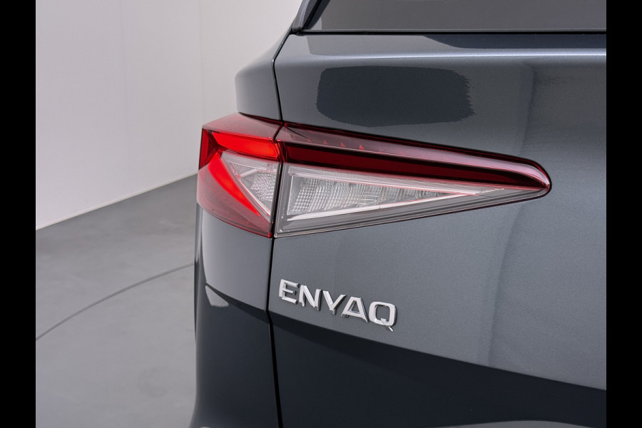 Škoda ENYAQ iV 80 Trekhaak Adap.Cruise 3 Fase Warmtepomp Camera Apple Carplay/Android Auto Navi Ecc Pdc Assistentie+Climate Pakket Led Lmv Stoel+Stuurverwarming Lane Assist File Assistent Bluetooth Isofix Keyless-go Connected services Dodehoek detector 1e Eigenaar Origineel Nederlandse Auto 1.000KG Trekgewicht
