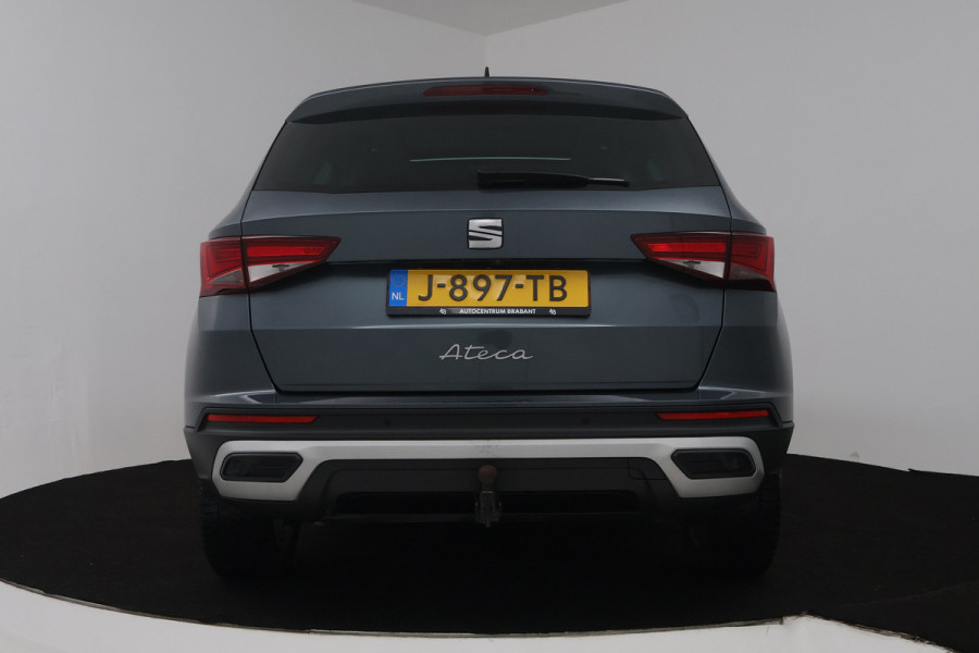 Seat Ateca 1.5 TSI Style Business Intense (PANORAMADAK, TREKHAAK WEGKLAPBAAR, CARPLAY, ACHTERUITRIJCAMERA, CRUISE ADAPTIEF)