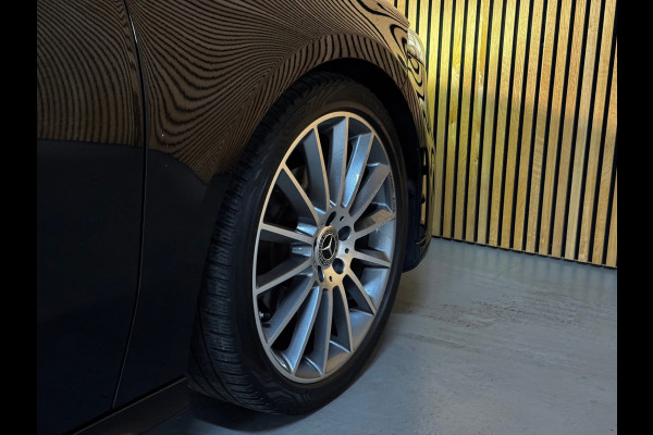 Mercedes-Benz A-Klasse 180 Business Solution AMG PANO|