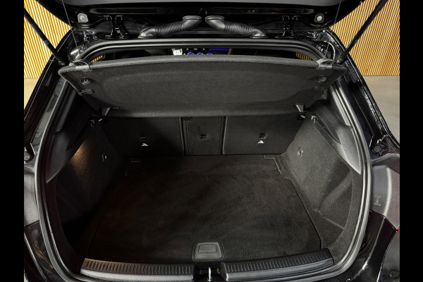 Mercedes-Benz A-Klasse 180 Business Solution AMG PANO|