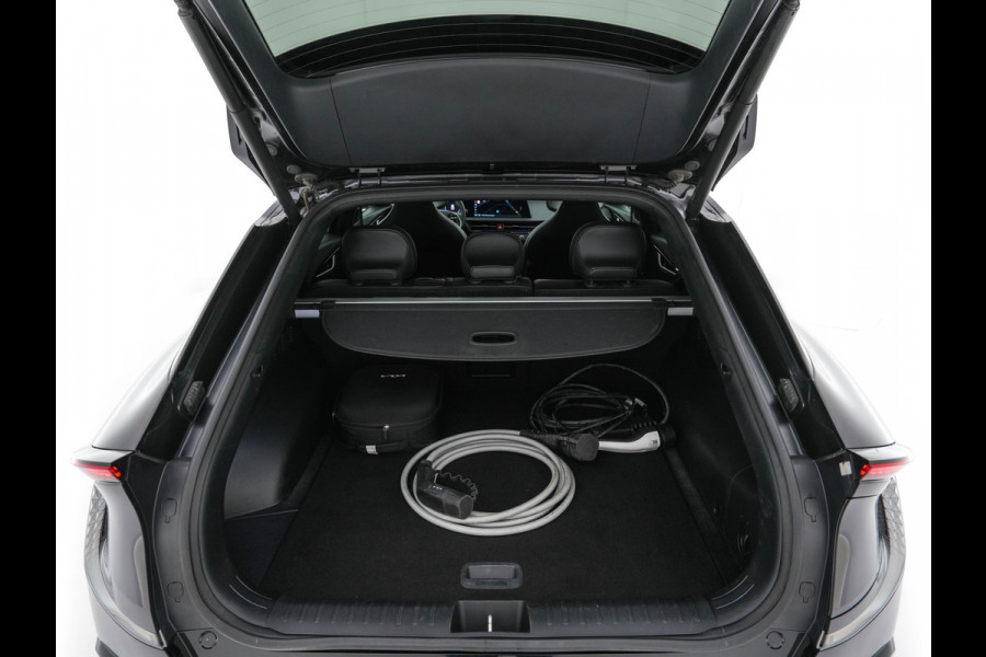 Kia Ev6 GT-Line 77.4 kWh (3-Fase-11kW) {SOH-100%} (INCL-BTW) Aut. *HEATPUMP | PANO | HEAD-UP | LEATHER-ALCANTARA | ADAPTIVE-CRUISE | DIGI-COCKPIT | MERIDIAN-AUDIO | MEMORYPACK | FULL-LED | KEYLESS | TOPVIEW | DAB | BLINDSPOT | NAVI-FULLMAP |