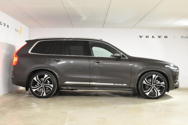 Volvo XC90 T8 455PK Recharge AWD Ultimate Bright / Luchtvering / Bowers & Wilkins / Schuif-kanteldak / 360 Camera / Head Up Display / Nappaleder met ventilatie / Massagefunctie / Gelamineerde zijruiten / 22'' Velgen / Trekhaak /  Stoelverwarming / Stuurverwarming