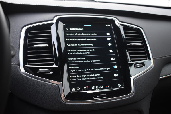 Volvo XC90 T8 455PK Recharge AWD Ultimate Bright / Luchtvering / Bowers & Wilkins / Schuif-kanteldak / 360 Camera / Head Up Display / Nappaleder met ventilatie / Massagefunctie / Gelamineerde zijruiten / 22'' Velgen / Trekhaak /  Stoelverwarming / Stuurverwarming