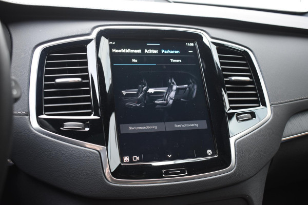 Volvo XC90 T8 455PK Recharge AWD Ultimate Bright / Luchtvering / Bowers & Wilkins / Schuif-kanteldak / 360 Camera / Head Up Display / Nappaleder met ventilatie / Massagefunctie / Gelamineerde zijruiten / 22'' Velgen / Trekhaak /  Stoelverwarming / Stuurverwarming