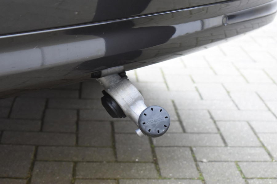 Volvo XC90 T8 455PK Recharge AWD Ultimate Bright / Luchtvering / Bowers & Wilkins / Schuif-kanteldak / 360 Camera / Head Up Display / Nappaleder met ventilatie / Massagefunctie / Gelamineerde zijruiten / 22'' Velgen / Trekhaak /  Stoelverwarming / Stuurverwarming