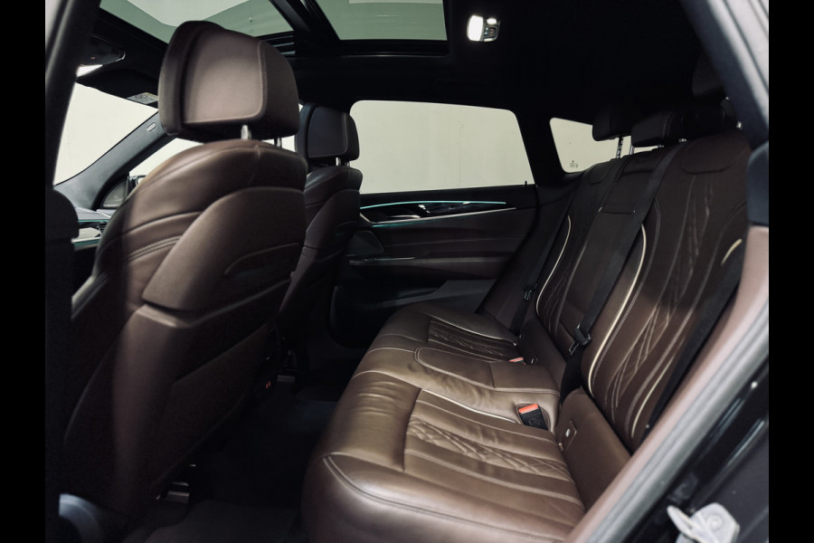 BMW 6 Serie Gran Turismo 630i High Exe. M-Sport | Panorama | Luchtv. | Act.Steering
