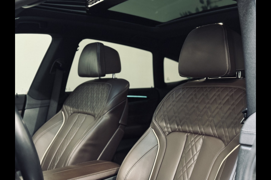 BMW 6 Serie Gran Turismo 630i High Exe. M-Sport | Panorama | Luchtv. | Act.Steering