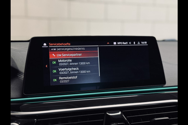 BMW 6 Serie Gran Turismo 630i High Exe. M-Sport | Panorama | Luchtv. | Act.Steering