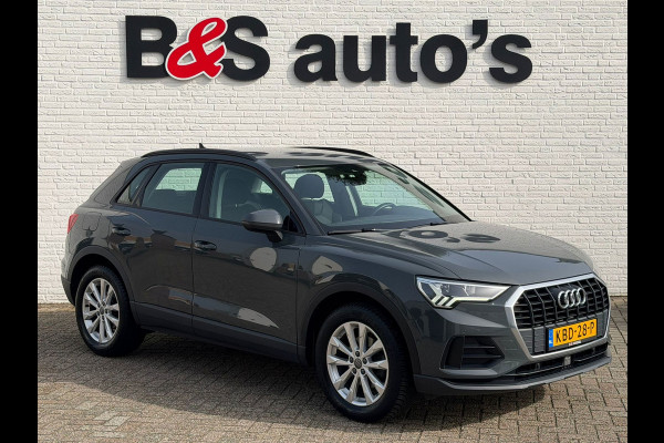 Audi Q3 35 TFSI S Line Pro Line Climate control Cruise LED Stoelverwarming Apple / Android Navi PDC voor/achter