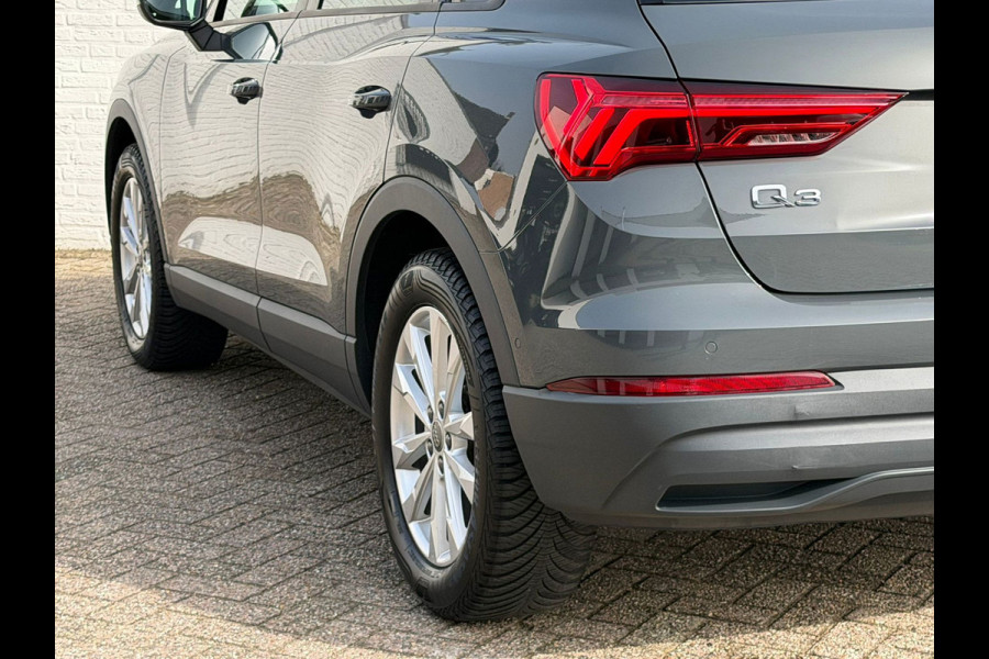Audi Q3 35 TFSI S Line Pro Line Climate control Cruise LED Stoelverwarming Apple / Android Navi PDC voor/achter