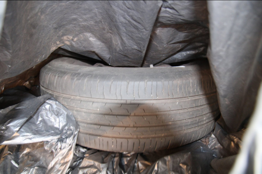 Ford Transit Connect 1.5 EcoBlue L2 Trend / Camera / Trekhaak / Sync 3 / 3 zits