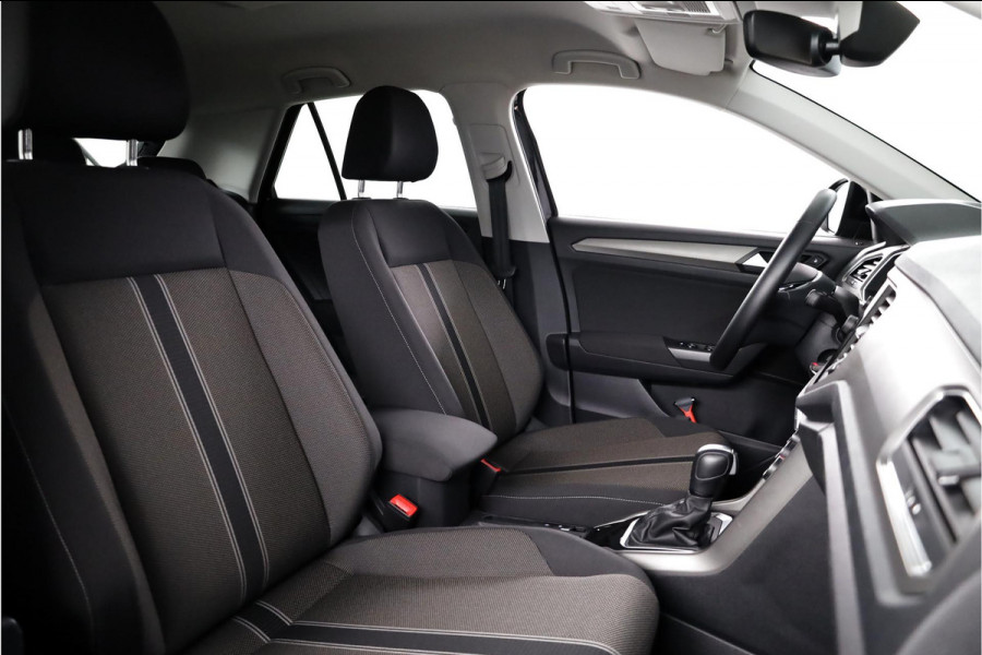 Volkswagen T-Roc 1.5 TSI Style 150 pk Automaat (DSG) | Verlengde garantie | Navigatie | Parkeersensoren | Adaptieve cruise control
