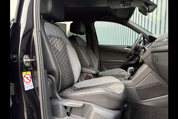 Volkswagen Tiguan 1.5 TSI R-Line Business+ | Trekhaak wegkl. | Elk. A-klep | Side Assist | 20'' | IQ Light | Prijs Rijklaar!!