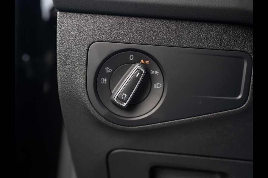 Volkswagen Tiguan 1.5 TSI R-Line Business+ | Trekhaak wegkl. | Elk. A-klep | Side Assist | 20'' | IQ Light | Prijs Rijklaar!!