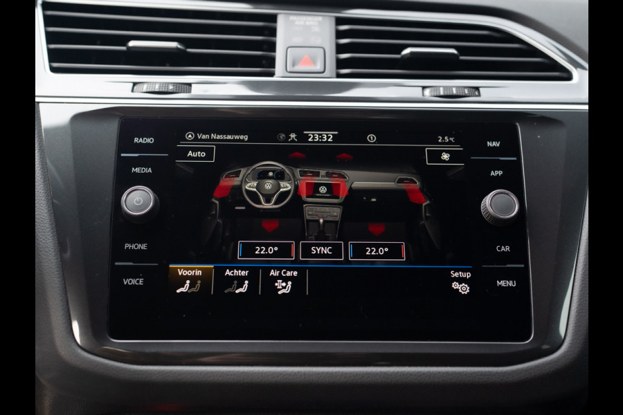 Volkswagen Tiguan 1.5 TSI R-Line Business+ | Trekhaak wegkl. | Elk. A-klep | Side Assist | 20'' | IQ Light | Prijs Rijklaar!!