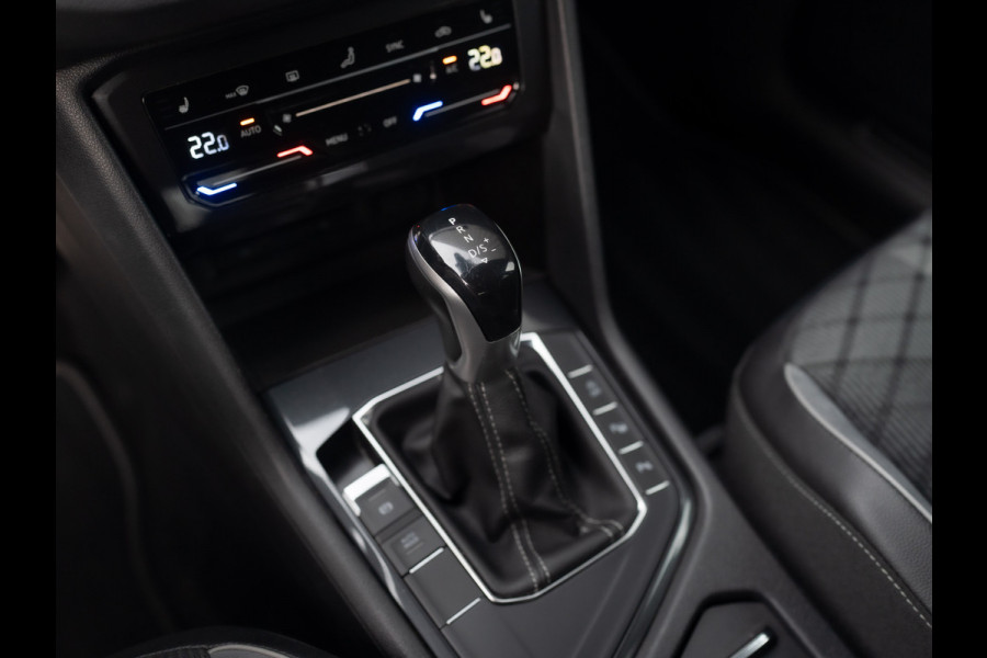 Volkswagen Tiguan 1.5 TSI R-Line Business+ | Trekhaak wegkl. | Elk. A-klep | Side Assist | 20'' | IQ Light | Prijs Rijklaar!!
