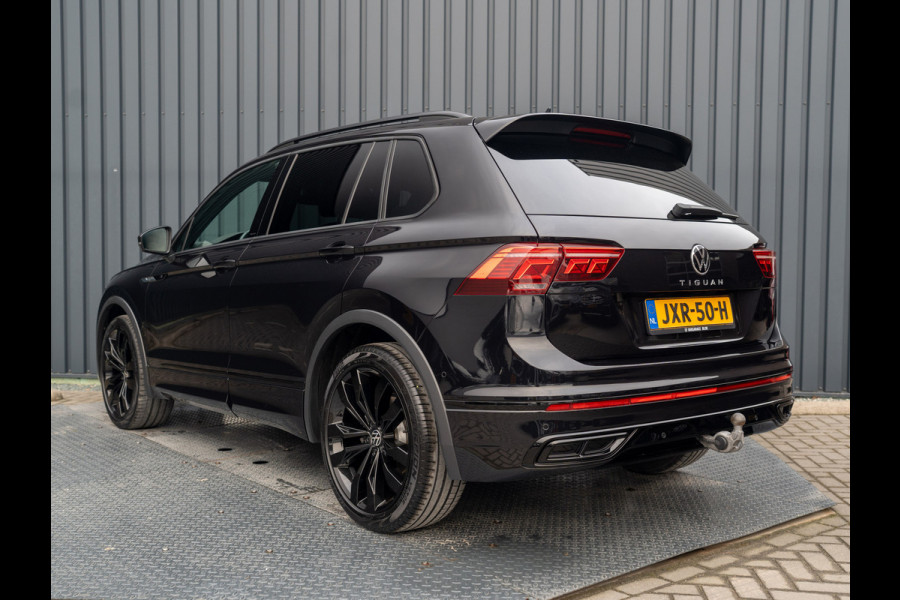 Volkswagen Tiguan 1.5 TSI R-Line Business+ | Trekhaak wegkl. | Elk. A-klep | Side Assist | 20'' | IQ Light | Prijs Rijklaar!!