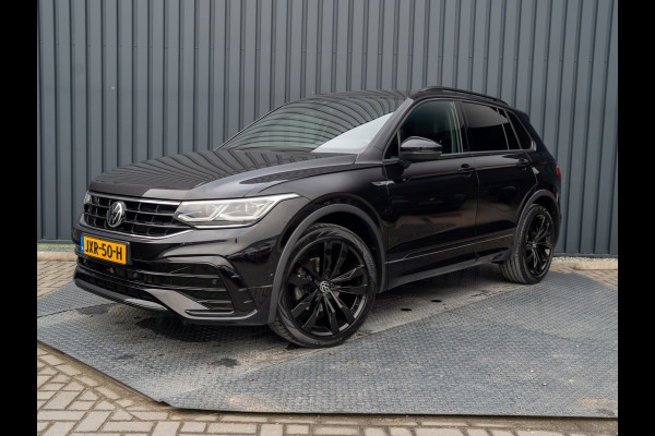 Volkswagen Tiguan 1.5 TSI R-Line Business+ | Trekhaak wegkl. | Elk. A-klep | Side Assist | 20'' | IQ Light | Prijs Rijklaar!!