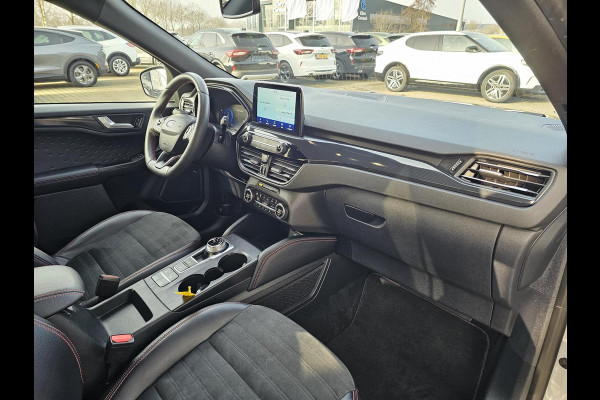 Ford Kuga 2.5 PHEV ST-Line X Half leder | Adaptieve cruise control | Full led | Dodehoekdetectie | Winterpack | Zéér nette auto!