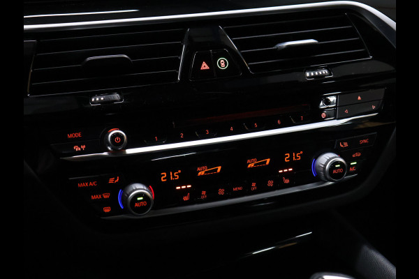 BMW 5 Serie Touring 520i M Sport [SCHUIFKANTELDAK, CRUISE CONTROL, BLUETOOTH TELEFOON, HUD, ACHTERUITRIJCAMERA, PDC V+A, STOELVERWARMING, BMW ADAPTIVE LED, NIEUWSTAAT]